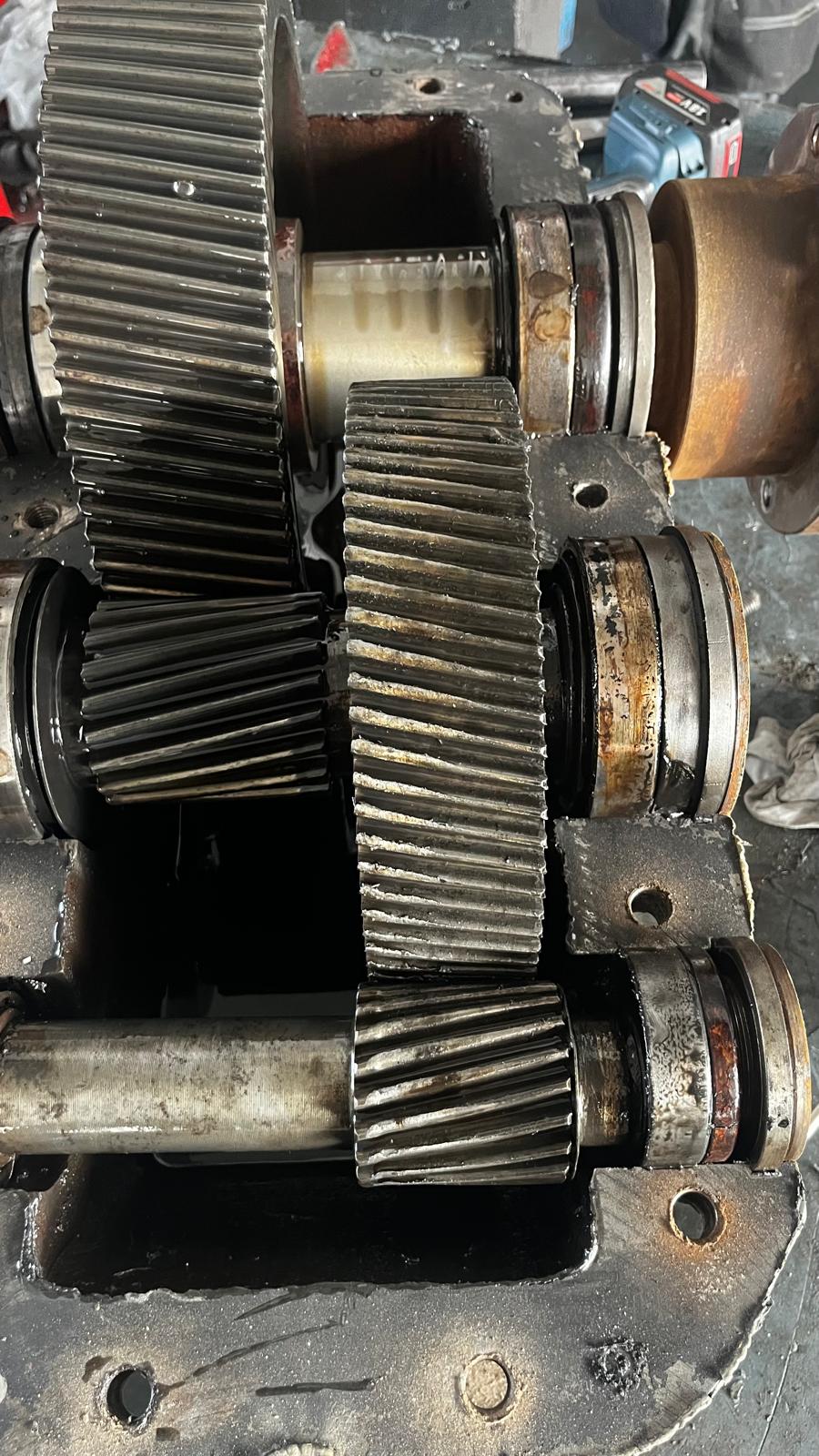 Redüktör Dişli Sistemi Onarımı ve Revizyonu